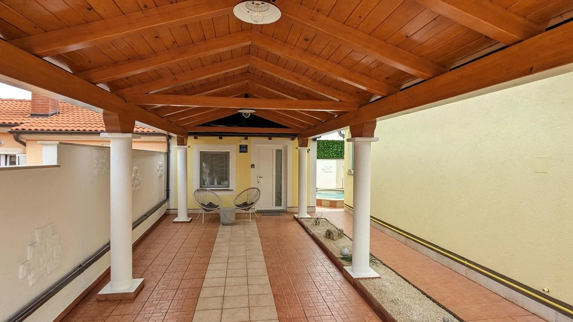 Poolside Studio Fazana